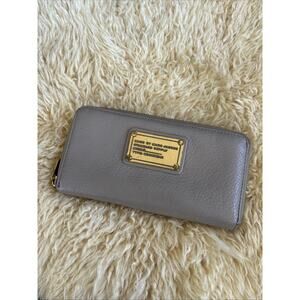 Marc By Marc Jacobs Cement Leather Zip Around Wallet Standard Supply Workwear